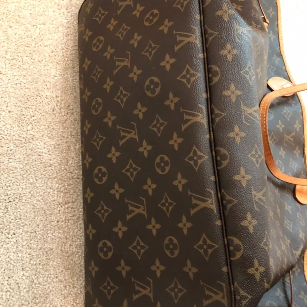 Louis Vuitton Neverfull GM - Picture 4 of 4